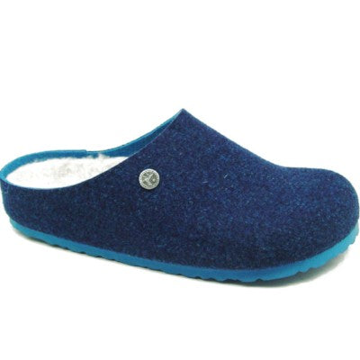 Gift Guide: Cozy Slippers