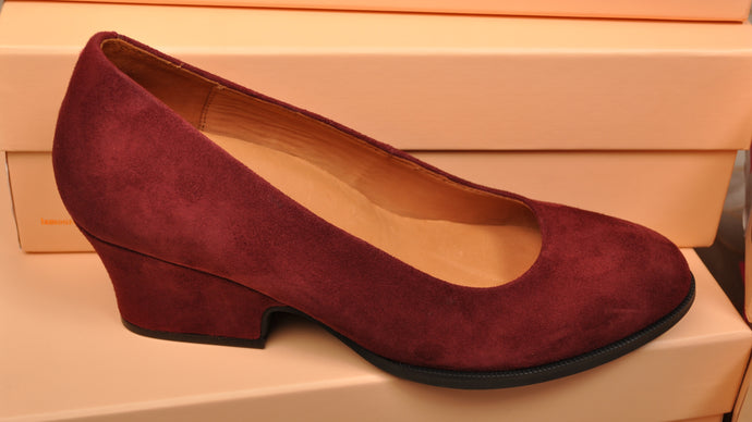 Shop L'Amour Des Pieds at E.G.Geller
