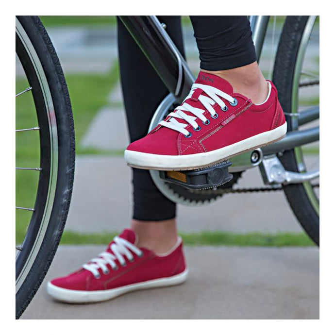 Feel like a 'Star' with Taos Footwear