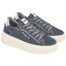 N411620 - Grey Suede