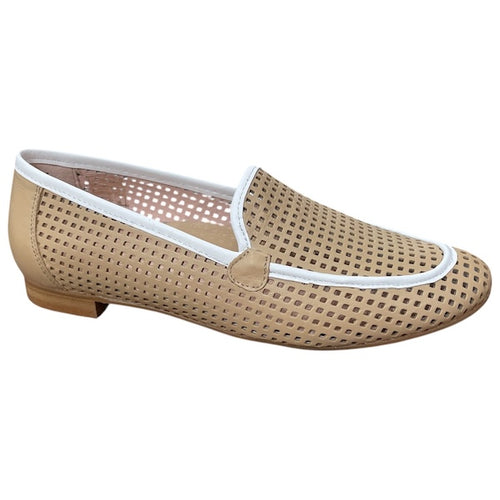 L245112 - Camel White