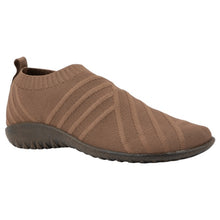 Okahu - Brown Cedar