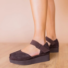 Amadour - Chocolate Suede