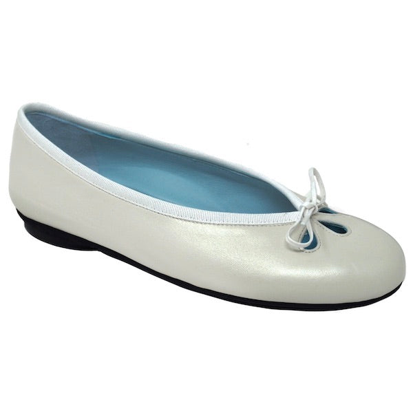 Garden - Pearl – E.G.Geller