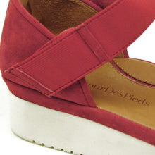 Amadour Red Suede