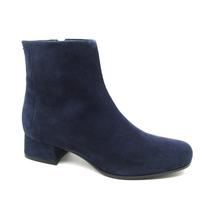 Bessie Navy