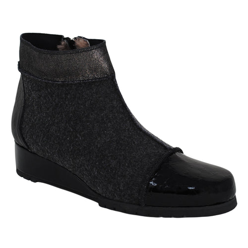 TR9729 - Multi Black