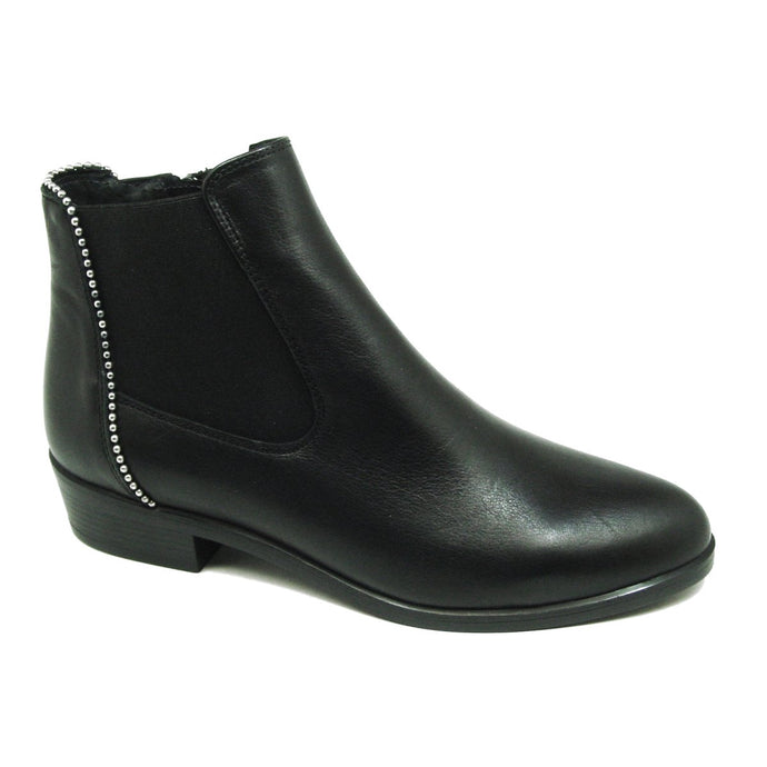 KA 18732 Black