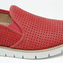 Kicks Coral Nubuck