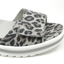 Marigold Leopard