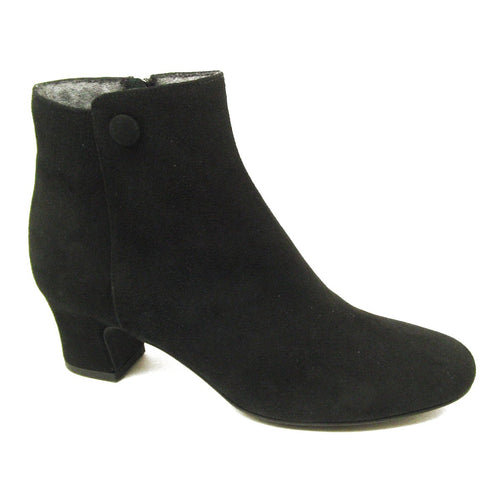 P 1924 Black