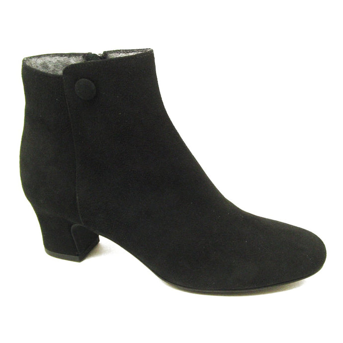 P 1924 Black
