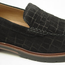 Tailored Travel Black Croco